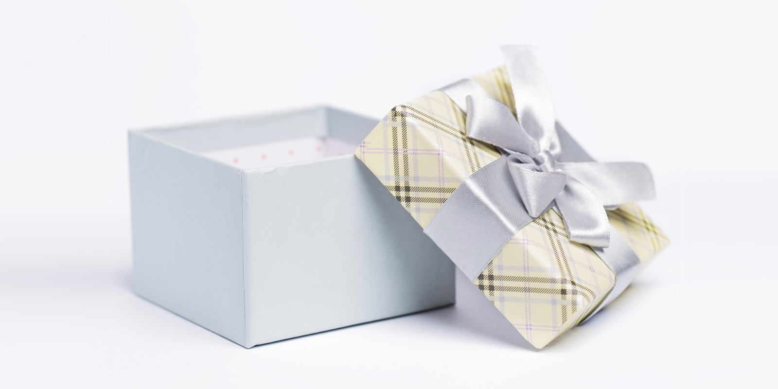Gift boxes in Tallinn - Print with Pagerr